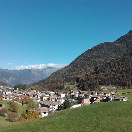 Agritur Cornasest Bed & Breakfast